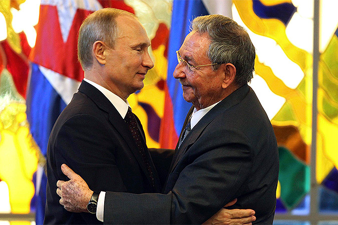 Владимир Путин и Рауль Кастро