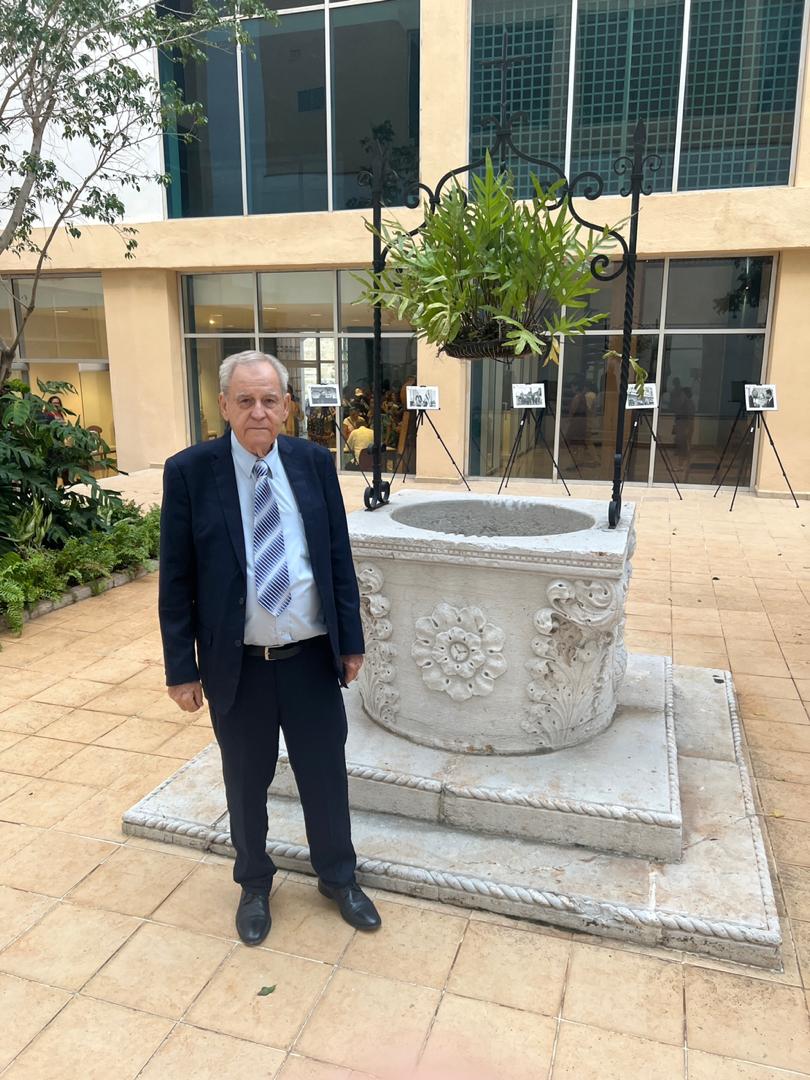 Блас Набель Перес, автор проекта по установлению памятной плиты Василию Верещагину на территории университета Сан-Херонимо