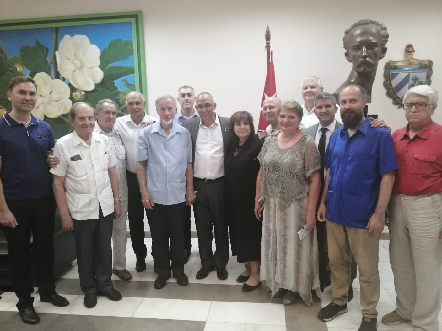 Участники встречи с Героем Республики Куба Антонио Герреро