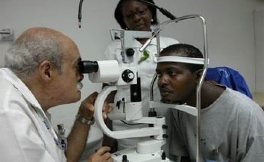 Ямайка возобновляет офтальмологическую программу при сотрудничестве с Кубой